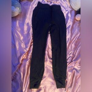 lululemon joggers size 2